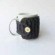 Coffee Mug Cozy Grey with Flower Button N2