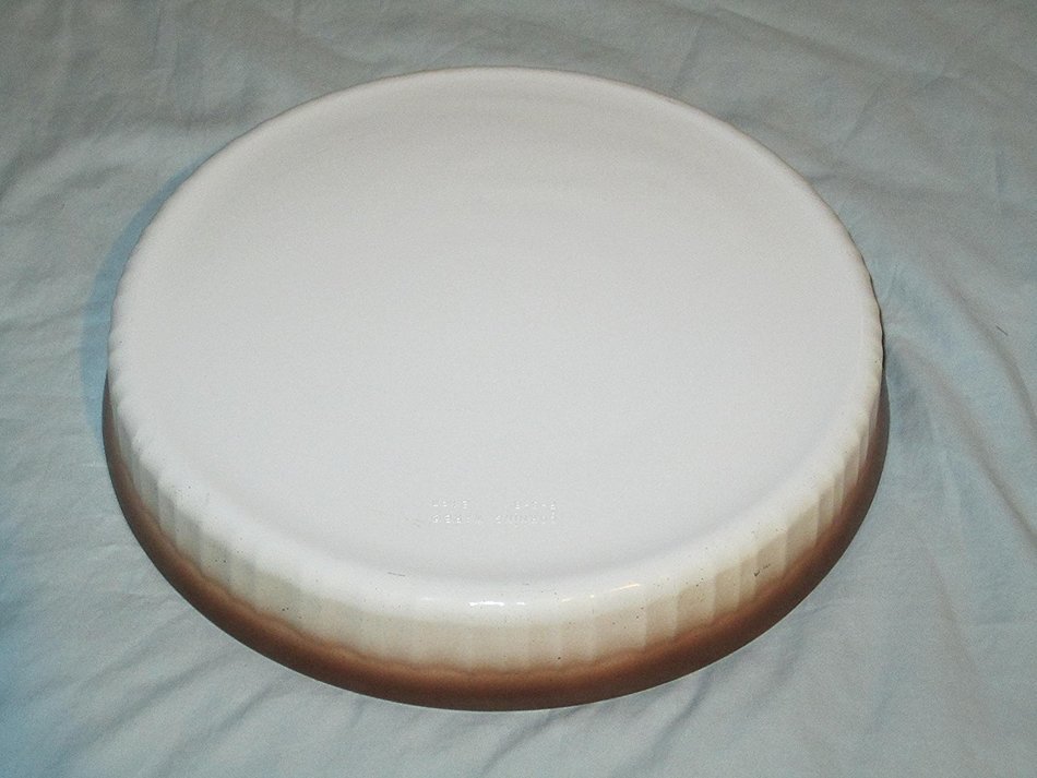 1982 Vintage Corning Ware French Bisque 10" Quiche/ Pie Plate F-3-B N2