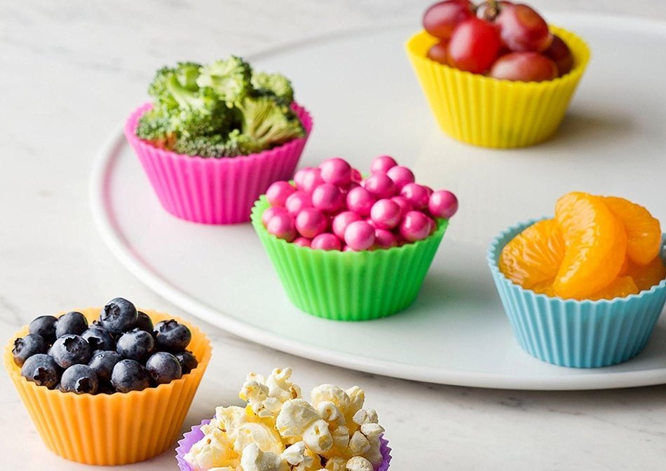24-Pack Silicone Reusable Cupcake and Muffin Baking Cup Set, Rainbow Colors by GiftKoncepts N3