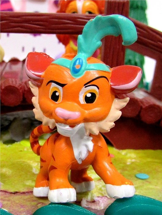 PALACE PETS 18 Piece CAKE Topper Set Featuring 12 Palace Pets Figures and Decorative Themed Accessories, Figures... N7