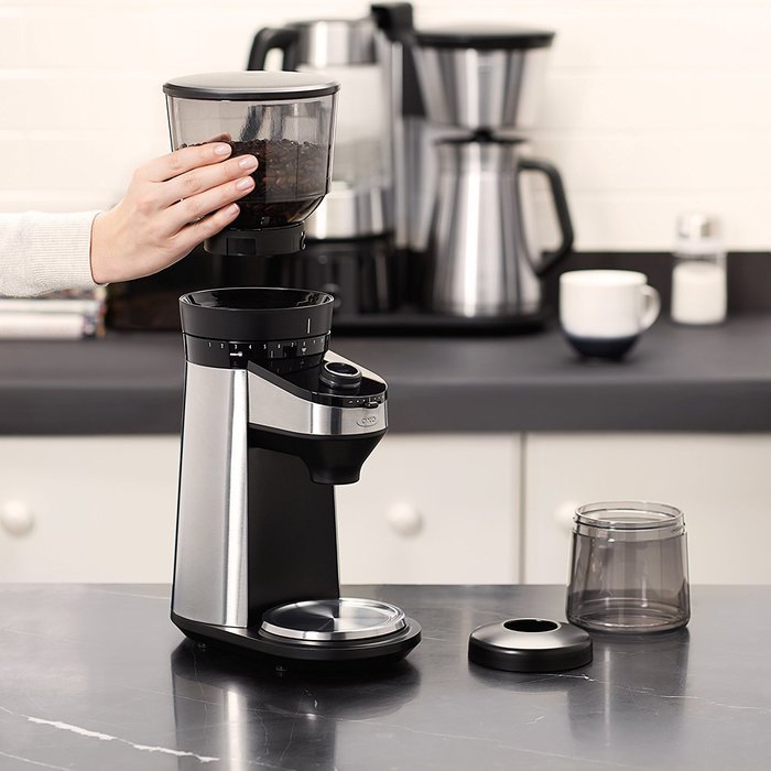 OXO On Conical Burr Coffee Grinder with Intelligent Dosing Scale N7