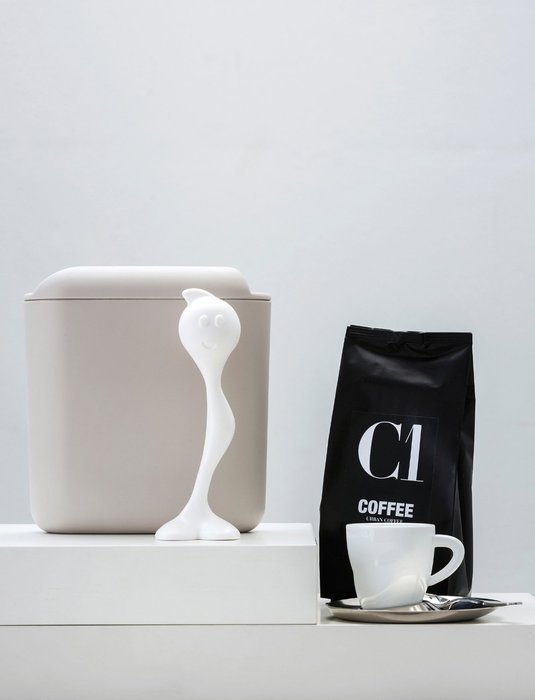 Koziol Hot Stuff Coffee, Tea, Sugar Storage Container With Scoop 500&nbsp;G/17 oz, Taupe/White N2