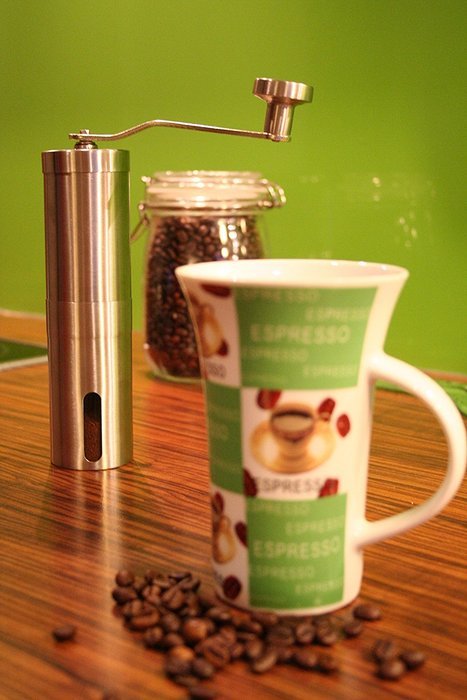 Apollo Chef Stainless Steel Manual Coffee Grinder and Mill N7