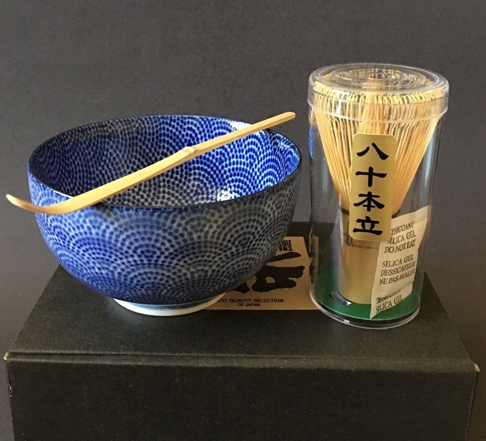 Japanese Nami Wave Porcelain Matcha Bowl Bamboo Scoop 80 Whisk Tea Ceremony Set