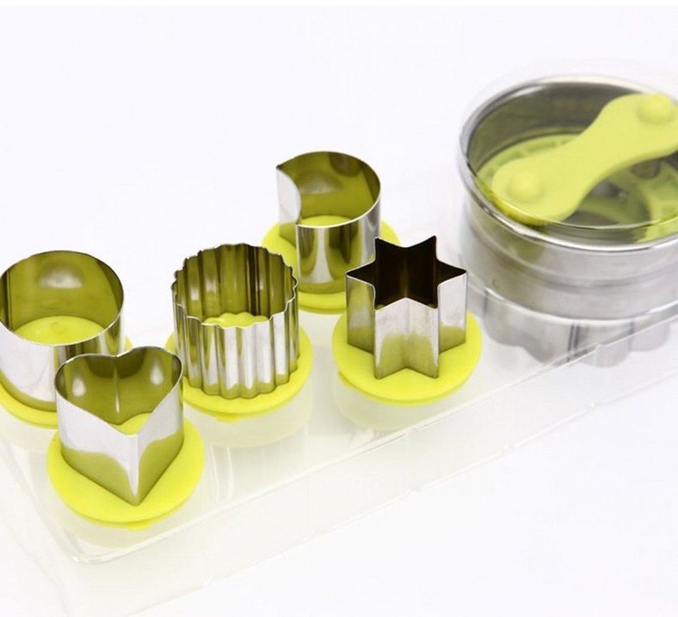 JCNCE 6pcs Stainless Steel Moon Star Shape Biscuit Cake Cookie Cutters Baking Mould N7