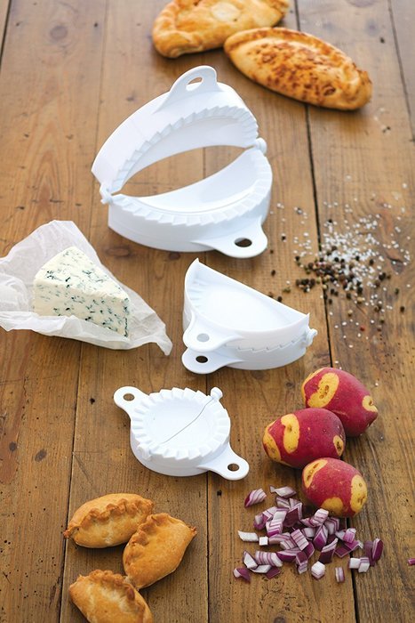 Home Made Glass Set Of 3 Pasty Moulds Assorted Sizes N3