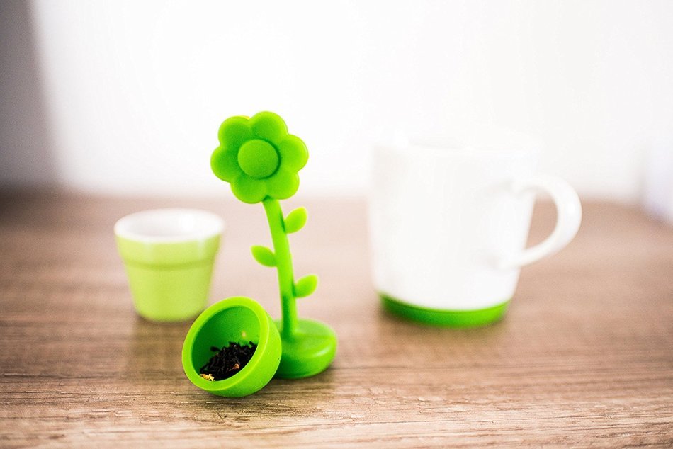 Premium Tea Infuser 4 Piece Set: Silicone Infuser, Ceramic Flower Pot Holder, and Ceramic Tea Mug with Built In... N6