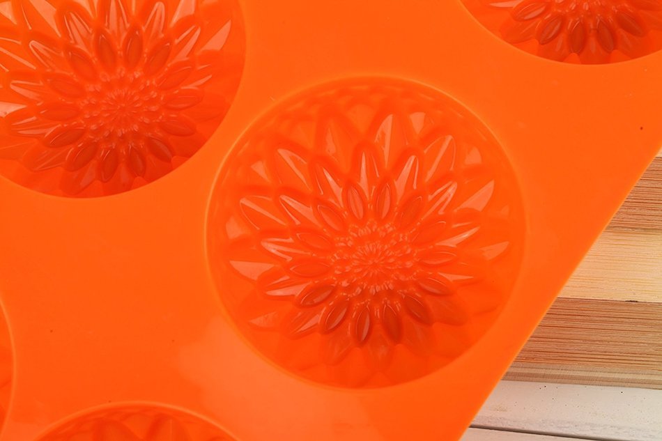 Home Value 2-Piece Silicone Chrysanthemum Shape, Muffin, Brownie, Cornbread, Cheesecake, Panna Cotta, Pudding,... N5