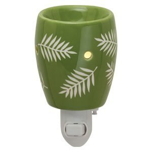 Scentsy Grotto Green Fern Plug in Warmer