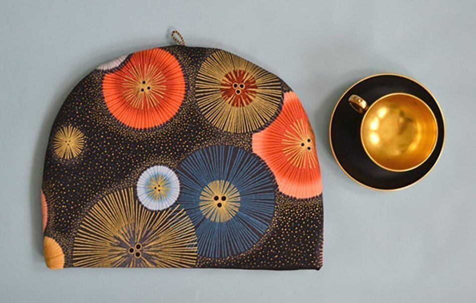 Artisanal Insulated Japanese Cotton &ldquo;Orbs/Fireworks&rdquo; Tea Cozy - Four Sizes Available