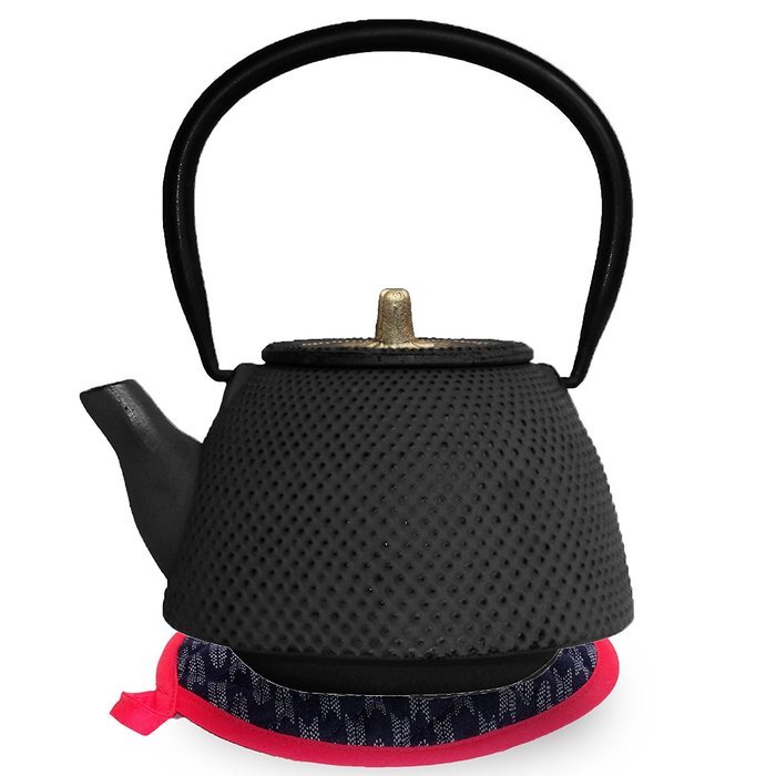 Nanbu Tekki Tetsubin Teapot Kettle w/ Stainless Steel Mesh Infuser Basket and Hand Made Pot Stand, Black Gold