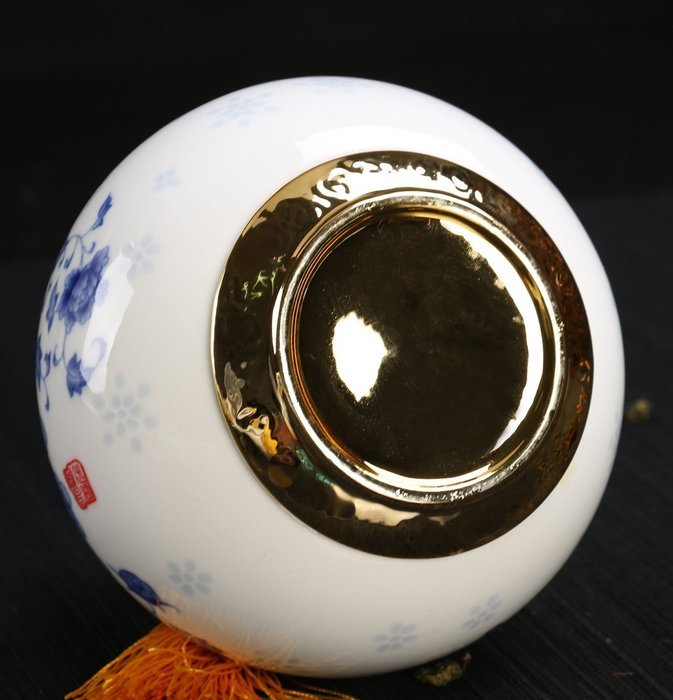JKCOM China Ceramics Tea Container Tea Caddy Porcelain Tea Storage Jar N3