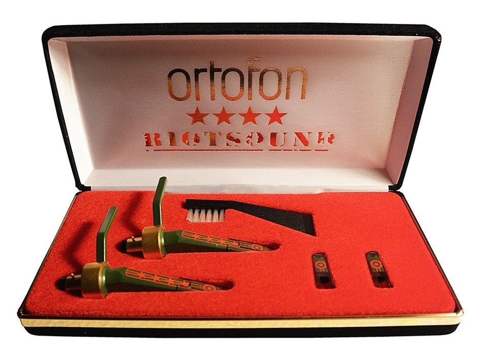 Ortofon Concorde DJ S RiotSound Battletec - Limited Edition - 2X DJ Cartridges - includes 2 additional styli N4