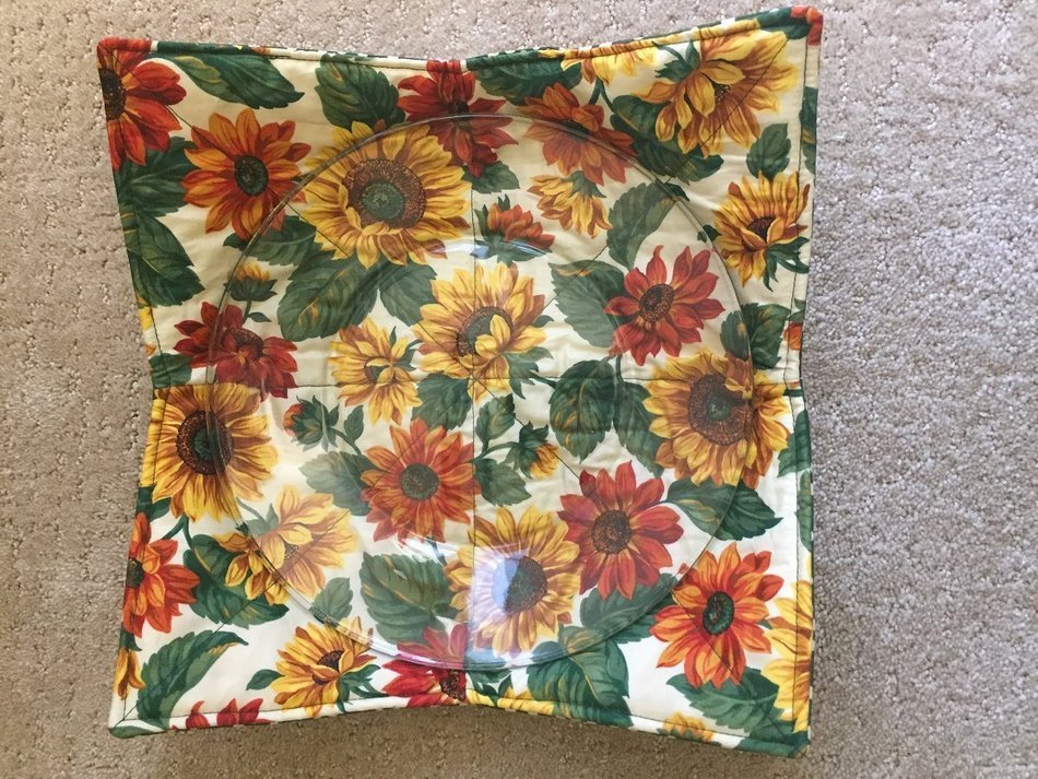 Sunflowers and Mums handmade, Hot Cold Plate Cozy,Microwave Plate Cozie,Fabric Trivet,Hot pad,Pot Holder,Cotton...