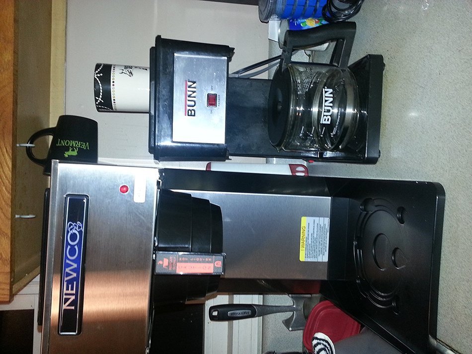 Newco AKH-TC Pourover Thermal Carafe Coffee Brewer