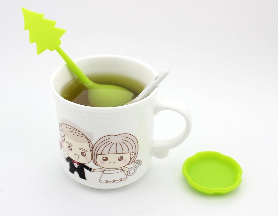 Zicome Silicone Loose Tea Leaf Infuser Strainer with Drip Tray, Merry Christmas Theme N2