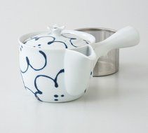 Saikai Pottery Flower pattern Kyusu Japanese Teapot with super stainless strainer from Japan 73457
