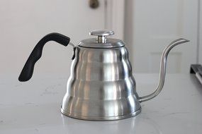 Gooseneck Kettle with Thermometer - 1.2L N7
