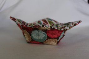 Microwave Bowl Cozy Bowl Potholder Reversible Feathers and Flowers N2