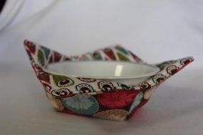 Microwave Bowl Cozy Bowl Potholder Reversible Feathers and Flowers N4