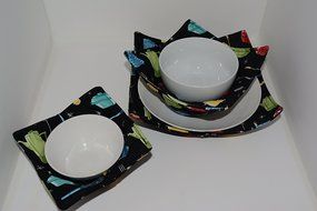 Microwave Bowl Cozies // Set of 3 // 1 Small Bowl Cozy // 1 Medium Bowl Cozy // 1 Dinner Plate Cozy // Kitchen... N7