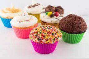 Top Chefs Silicone Baking Cups / Cupcake Liners - Set of 12 Reusable and Nonstick Cupcake Molds - 6 Vibrant Colored... N6