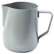 Zoie + Chloe 20 oz Non-Stick Stainless Steel Milk Steaming & Frothing Pitcher (600ml) - Coffee Latte Cappuccino N4