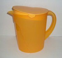 Tupperware Impressions Gallon Pitcher Goldenberry N2