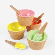 Plastic Ice Cream Dishes, 4 count