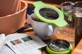 Tea Strainer:- Fine Mesh Stainless Steel Tea Infuser for Loose Leaf Tea - Perfect For All Your Favourites including... N19