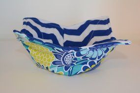 Microwave Dish Cozies // Reversible // Set of 3 // 1 Small Bowl // 1 Medium Bowl // 1 Dinner Plate // Blue Boutique N10