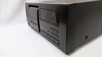 Pioneer PD-F505 25-Disc CD Changer N5