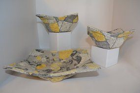 Microwave Bowl Cozies // Reversible // Set of 3 // 1 Small Bowl Cozy // 1 Medium Bowl Cozy// 1 Dinner Plate Cozy... N3