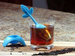Two Trees Co. Best Tea Infuser - Stylish Loose Leaf Strainer Filter - Durable Silicone and Stainless Steel - Drip... N18