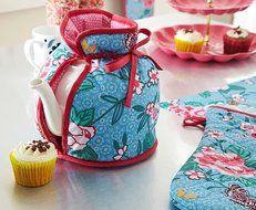 Ulster Weavers Susie Muff Decorative Tea Cosy N7