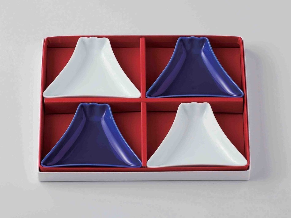Saikai Pottery Mt.Fuji shaped small plates (4 Plates!)Blue and White 51602 from Japan N2