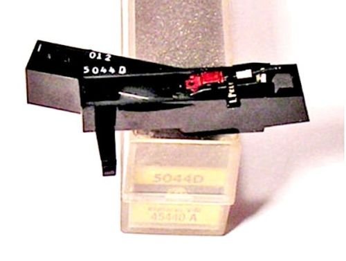 NOS IN PACKAGE TURNTABLE NEEDLE STYLUS FOR DENON DSN-62 DSN62 DL-62 DL62
