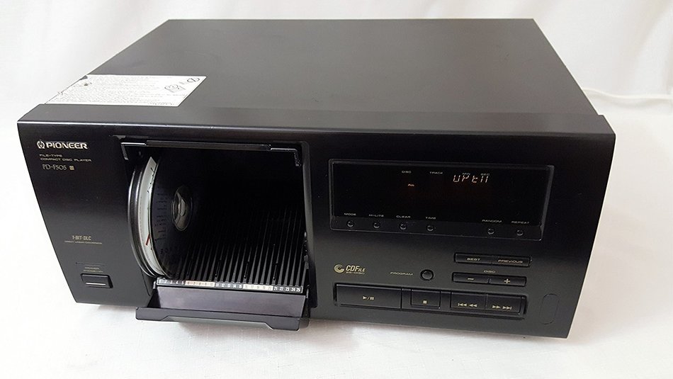 Pioneer PD-F505 25-Disc CD Changer N3