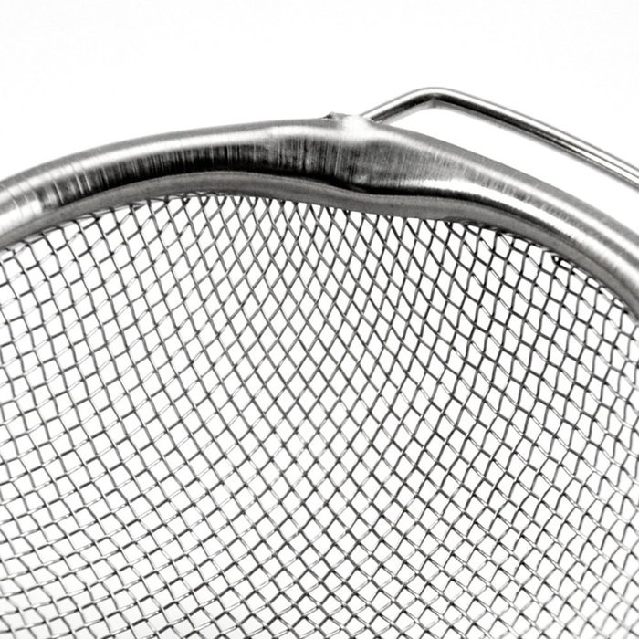 TRIXES Tea Strainer the Traditional Tea Leaf Sieve and Multi Kitchen Utensil N3