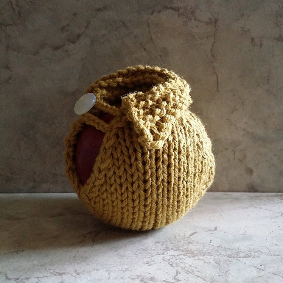 Apple Cozy Hand Knit Cotton 15mm round Button Dijon Mustard N2
