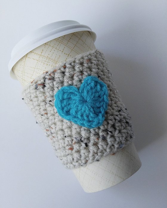 Crochet Coffee Sleeve Oatmeal with Turquoise Heart N2