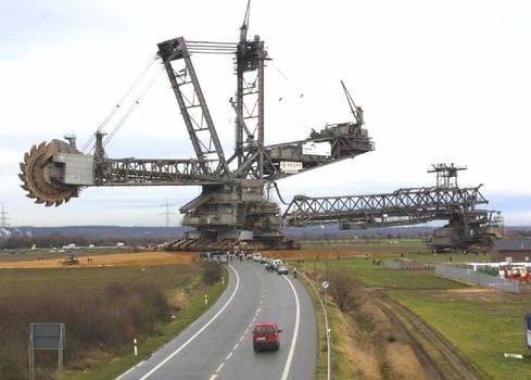Worlds Largest Machine