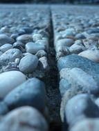 stones gap slot bright white