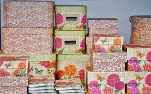 boxes books floral pattern design