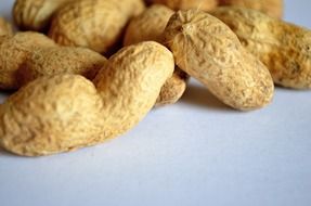 food health vitamins broun peanuts