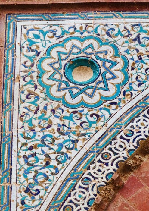 alhambra pattern spain arabic wall