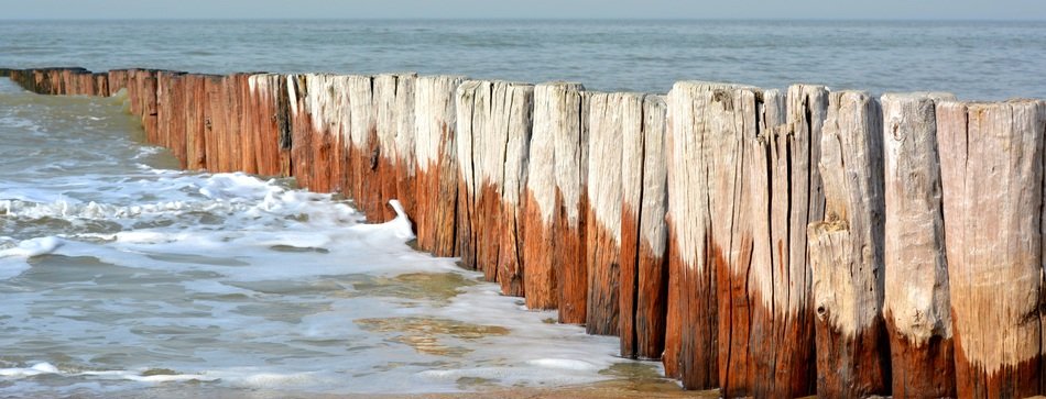 sea poles nature breakwater