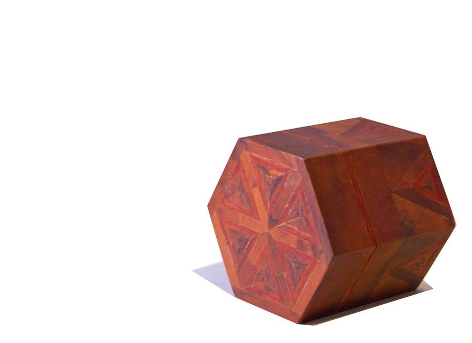 box cut out design pattern closed