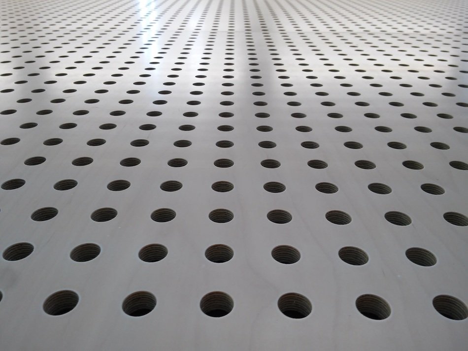 holes pattern perspective smooth
