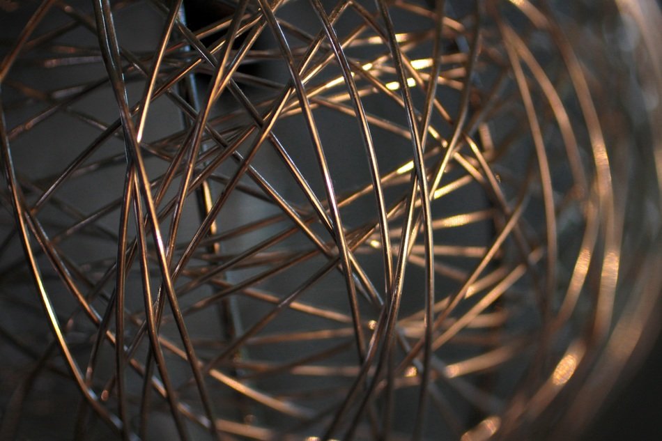 wire mesh maze light